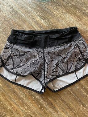 lululemon athletica Black & White Printed Athletic Shorts